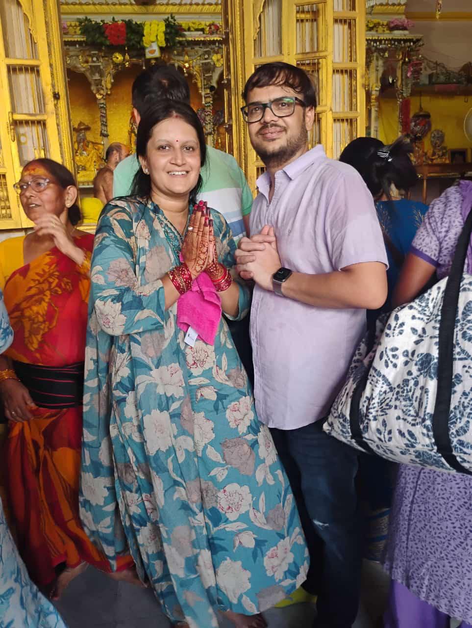 Couple at Banke Bihari, Vrindavan